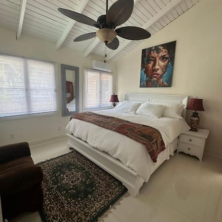 Caye Caulker Boutique Guesthouse Exterior photo